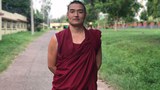 གྲྭ་བློ་བཟང་དོན་གྲུབ་ལགས་ཀྱིས་བོད་དོན་ལས་འགུལ་སྤེལ་བ།