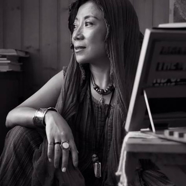 རིག་གནས་གསར་བརྗེའི་འདྲ་པར་ཐོག་ནས་མངོན་པའི་དོན་སྙིང། རིག་གནས་གསར་བརྗེའི་འདྲ་པར་ཐོག་ནས་མངོན་པའི་དོན་སྙིང།