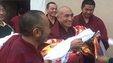 དགེ་བདུན་པ་འཇམ་དབྱངས་ཕུན་ཚོགས་ལགས་བཙོན་ཁང་ནས་གློད་བཀྲོལ།