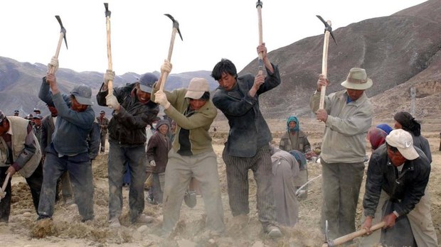 བོད་ནང་སློ་གཞོན་སྐྱེས་ཚོར་བསམ་བློའི་སློབ་གསོ་རྒྱབ་སའི་སྐོར་གྱི་གནས་ཚུལ་ངོ་སྤྲོད་གནང་བ། བོད་ནང་སློ་གཞོན་སྐྱེས་ཚོར་བསམ་བློའི་སློབ་གསོ་རྒྱབ་སའི་སྐོར་གྱི་གནས་ཚུལ་ངོ་སྤྲོད་གནང་བ།