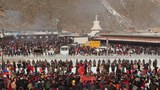 འོད་ཟེར་ལགས་ཀྱིས་འཇིགས་མེད་ལགས་སུ་བཅར་འདྲི།
