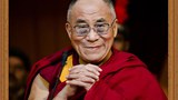 རྔ་བ་རྫོང་ཐོག་དུ་བུད་མེད་ཅིག་འཛིན་བཟུང་བྱས་འདུག