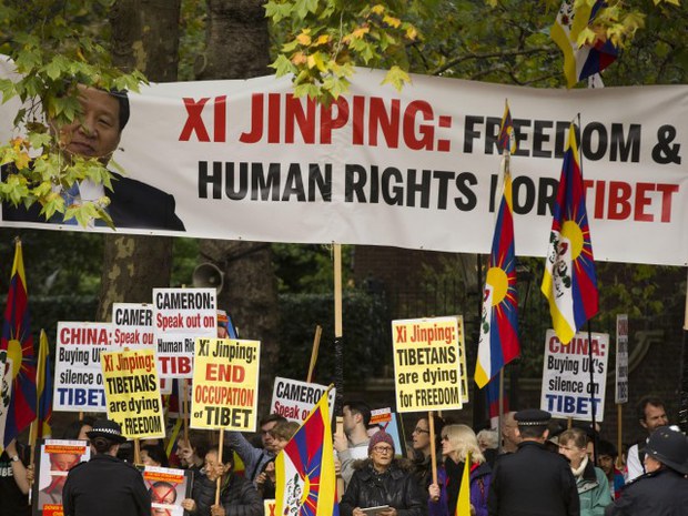 རྒྱལ་སྤྱིའི་འགྲོ་བ་མིའི་ཐོབ་ཐང་ཉིན་མོ་ཐེངས་༧༥བ།