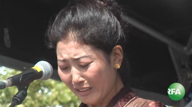 ཚ་མོ་ཉི་མ་ལྷ་མོས་རྒྱལ་ཚོགས་ལ་ཞུ་སྦྱོར།
