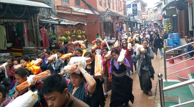 སྟོན་པ་ཤཀྱ་ཐུབ་པ་སྐུ་འཁྲུངས་ནས་ལོ་འཁོར་༢༥༦༢འཁོར་བ། སྟོན་པ་ཤཀྱ་ཐུབ་པ་སྐུ་འཁྲུངས་ནས་ལོ་འཁོར་༢༥༦༢འཁོར་བ།