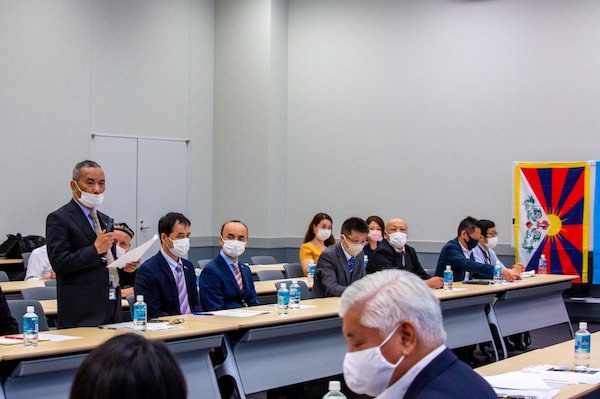 བོད་ནང་གི་དངོས་ཡོད་གནས་སྟངས་ཀྱི་སྙན་ཐོག་འགོད་འབུལ་ཞུས་པ། བོད་ནང་གི་དངོས་ཡོད་གནས་སྟངས་ཀྱི་སྙན་ཐོག་འགོད་འབུལ་ཞུས་པ།