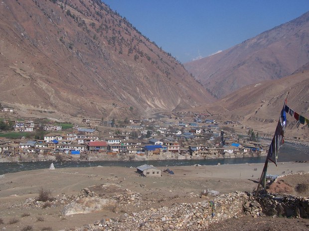 དོལ་པོའི་ནང་གི་ལོ་རྒྱུས་ལྡན་པའི་དགོན་པ།