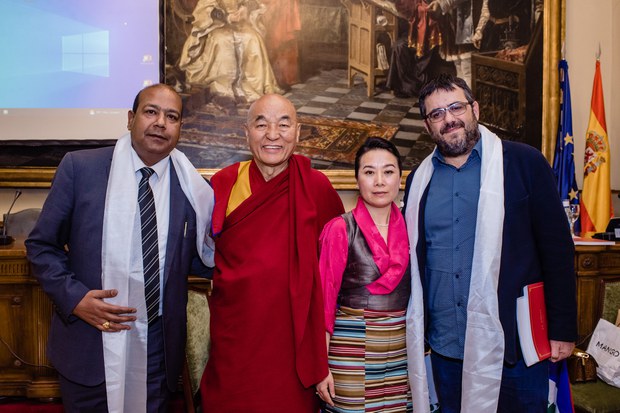 ཡོ་རོབ་སཔེན་གྱི་གྲོས་ཚོགས་འཐུས་མིའི་བོད་དོན་རྒྱབ་སྐྱོར་ཚོགས་པ།
